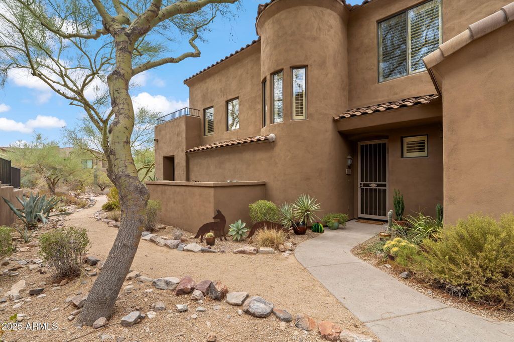 Photo of 16600 N Thompson Peak Parkway #1074, Scottsdale, AZ 85260 (MLS # 6909085)