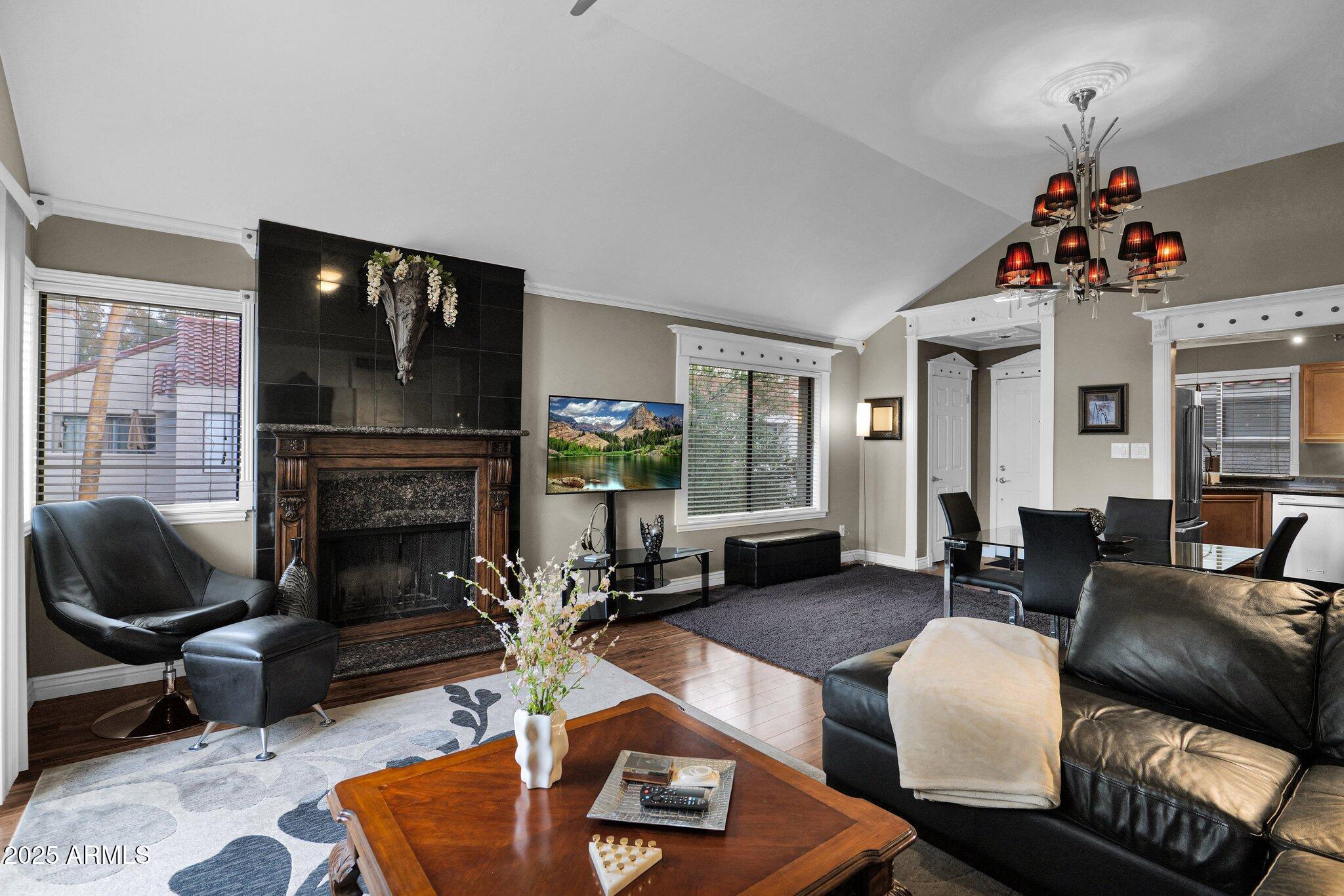 10115 E MOUNTAIN VIEW Road 2059