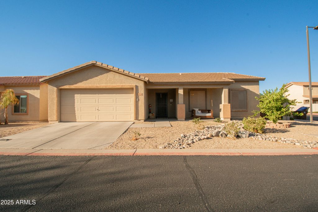 Photo of 2218 E Mohave Lane, Apache Junction, AZ 85119 (MLS # 6969373)