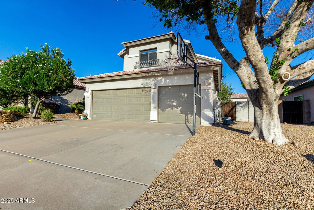 Photo of 18163 N 54th Drive, Glendale, AZ 85308 (MLS # 6927700)