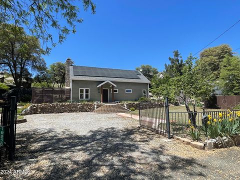 A home in Yarnell