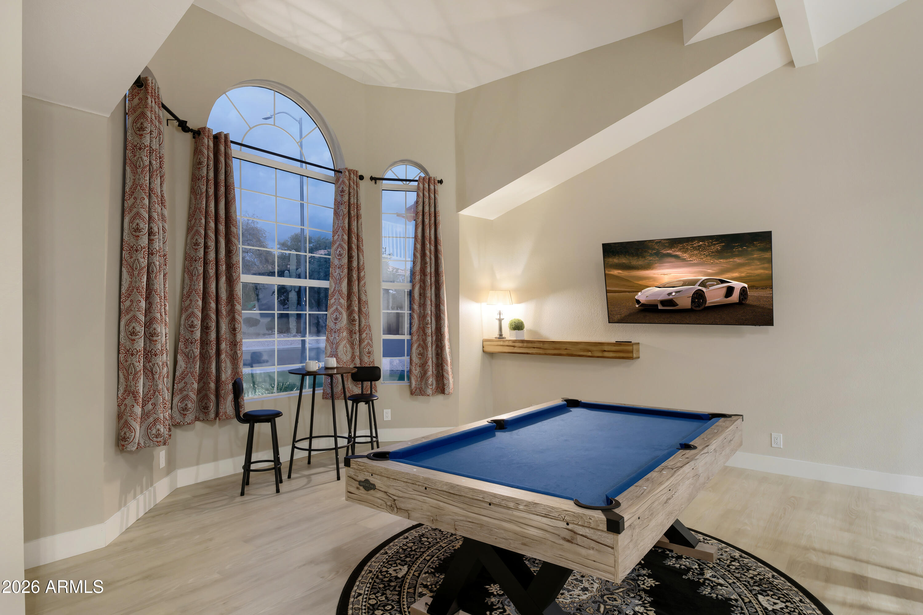 2829 E MINTON Street