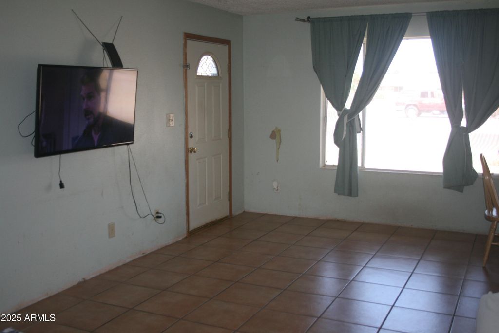 Photo of 4435 W Desert Cove Avenue, Glendale, AZ 85304 (MLS # 6922054)