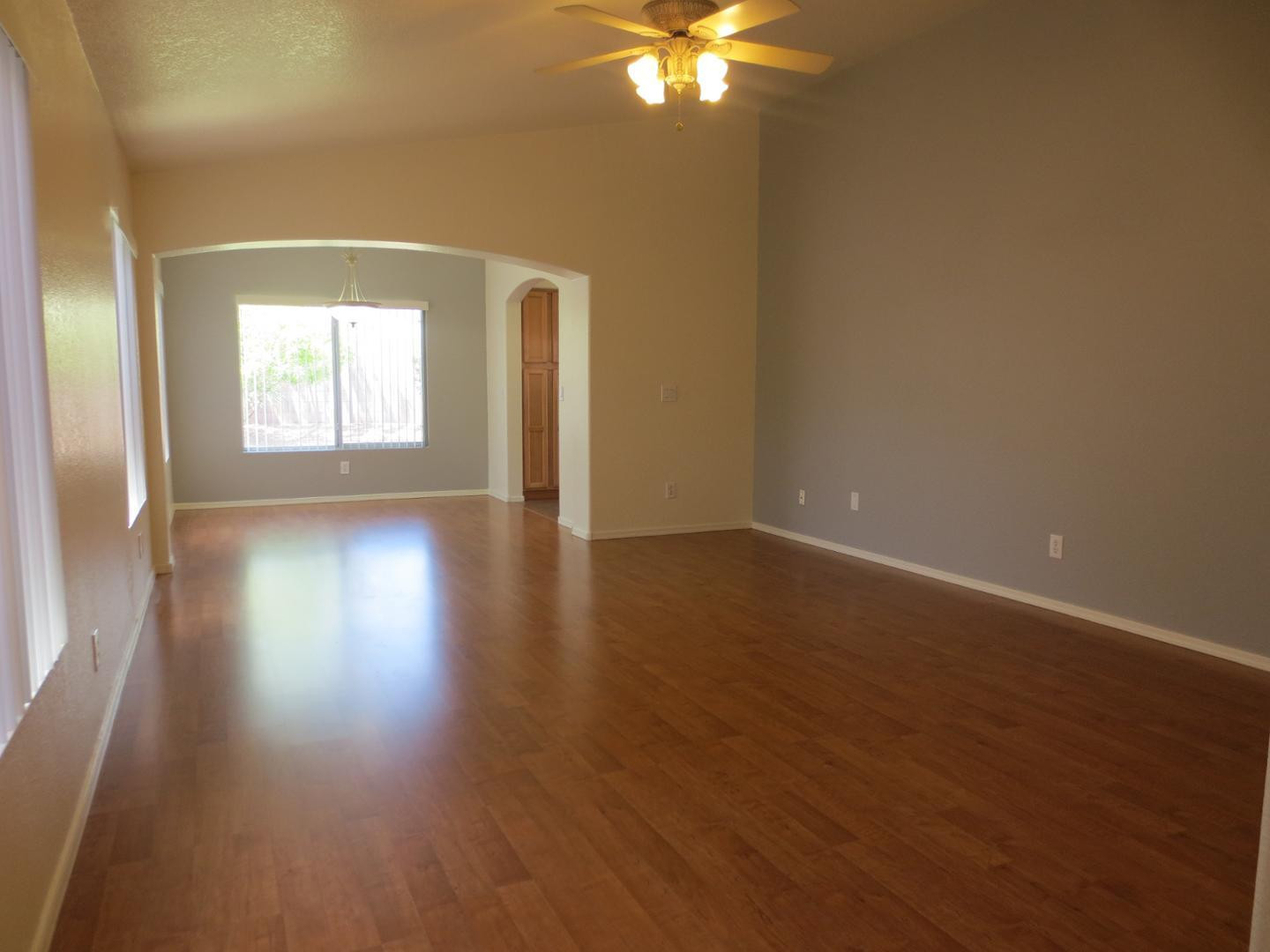 2016 E Bluefield Avenue