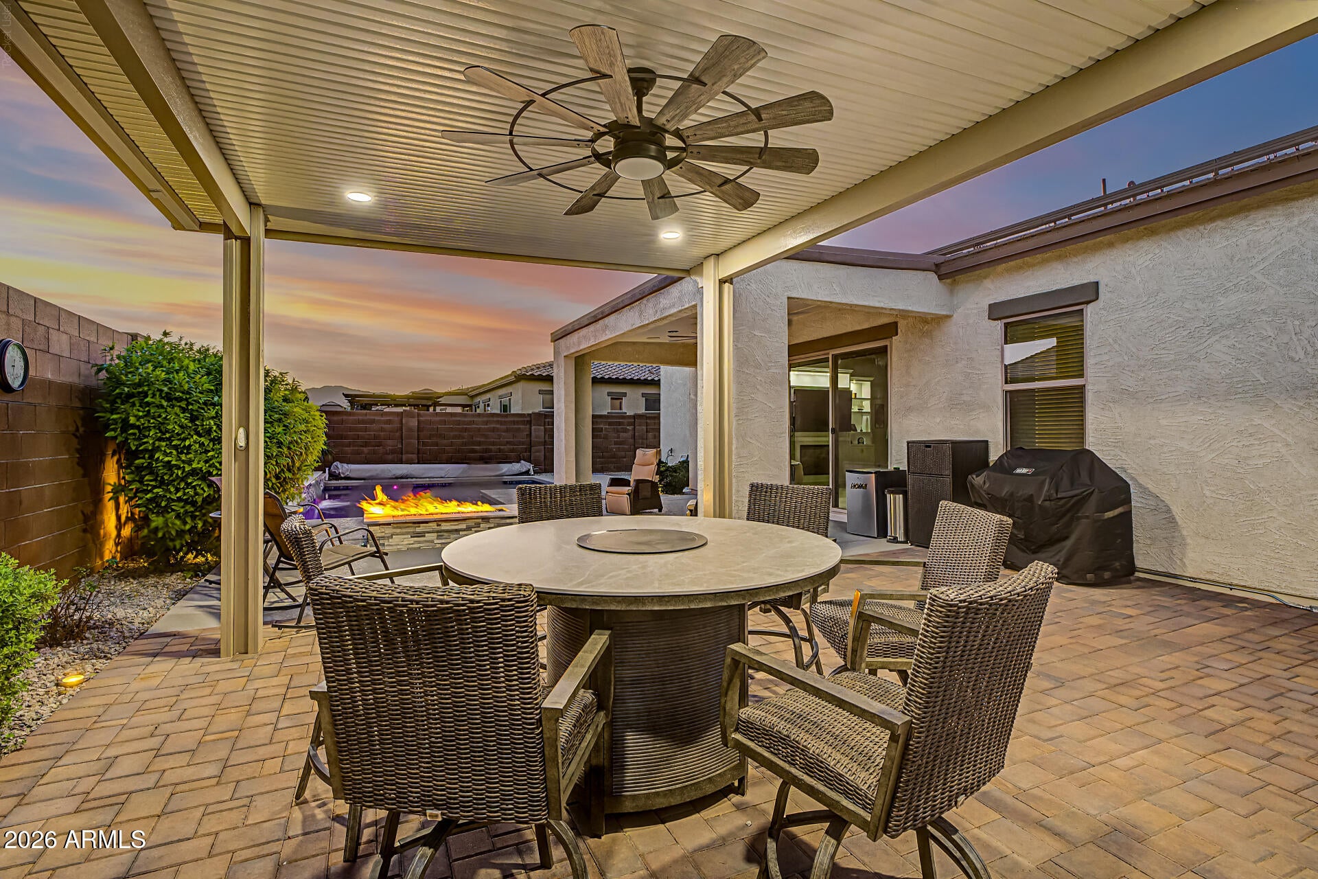17253 W ECHO Lane