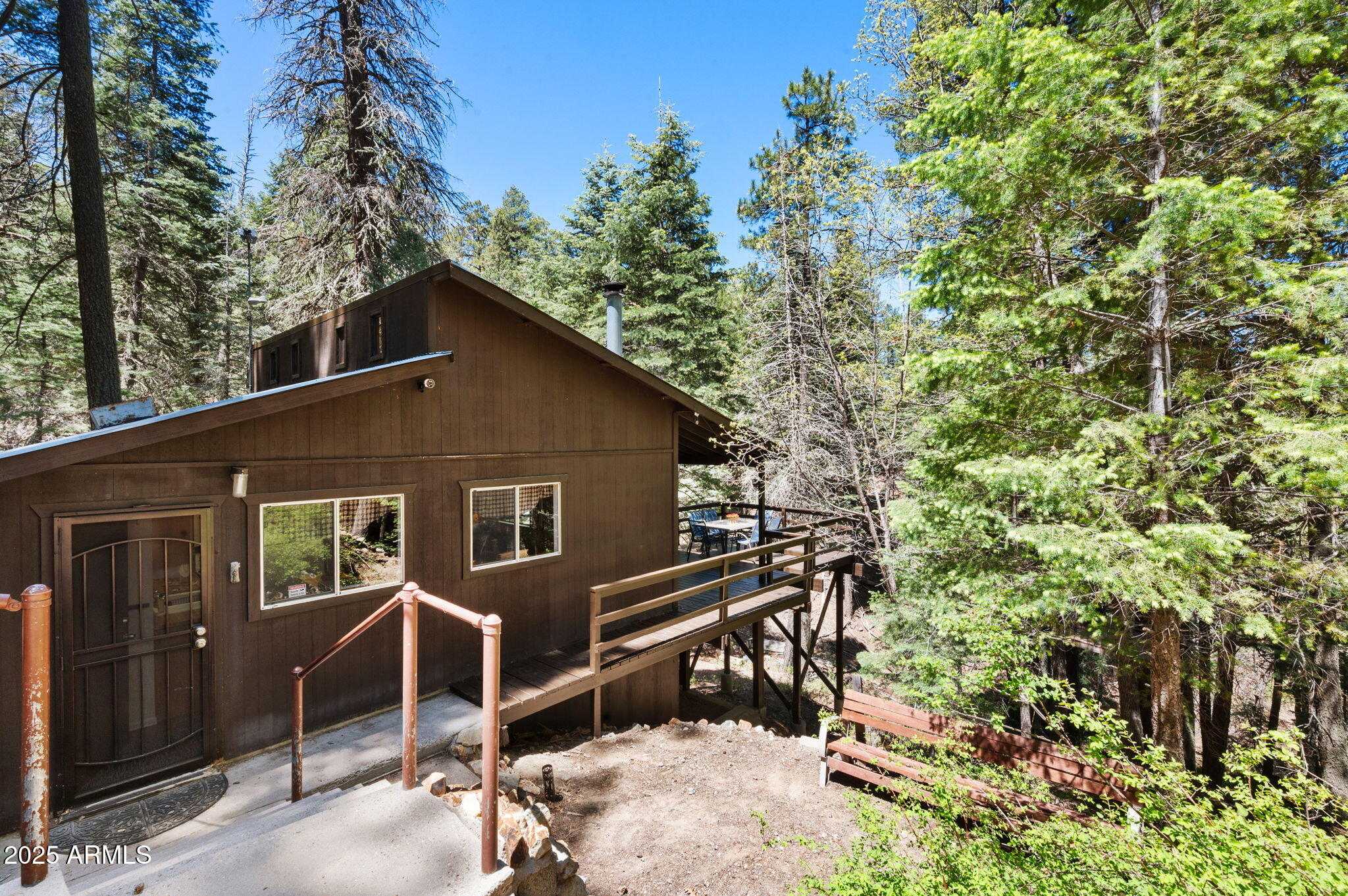 2540 E VISTA Drive