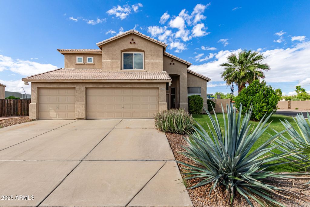 Photo of 8274 S Stephanie Lane, Tempe, AZ 85284 (MLS # 6985344)