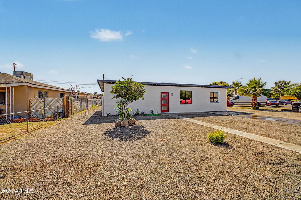 Photo of 4123 N 30th Drive, Phoenix, AZ 85017 (MLS # 7032403)