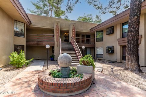 Photo of 5035 N 10th Place #204, Phoenix, AZ 85014 (MLS # 6909855)