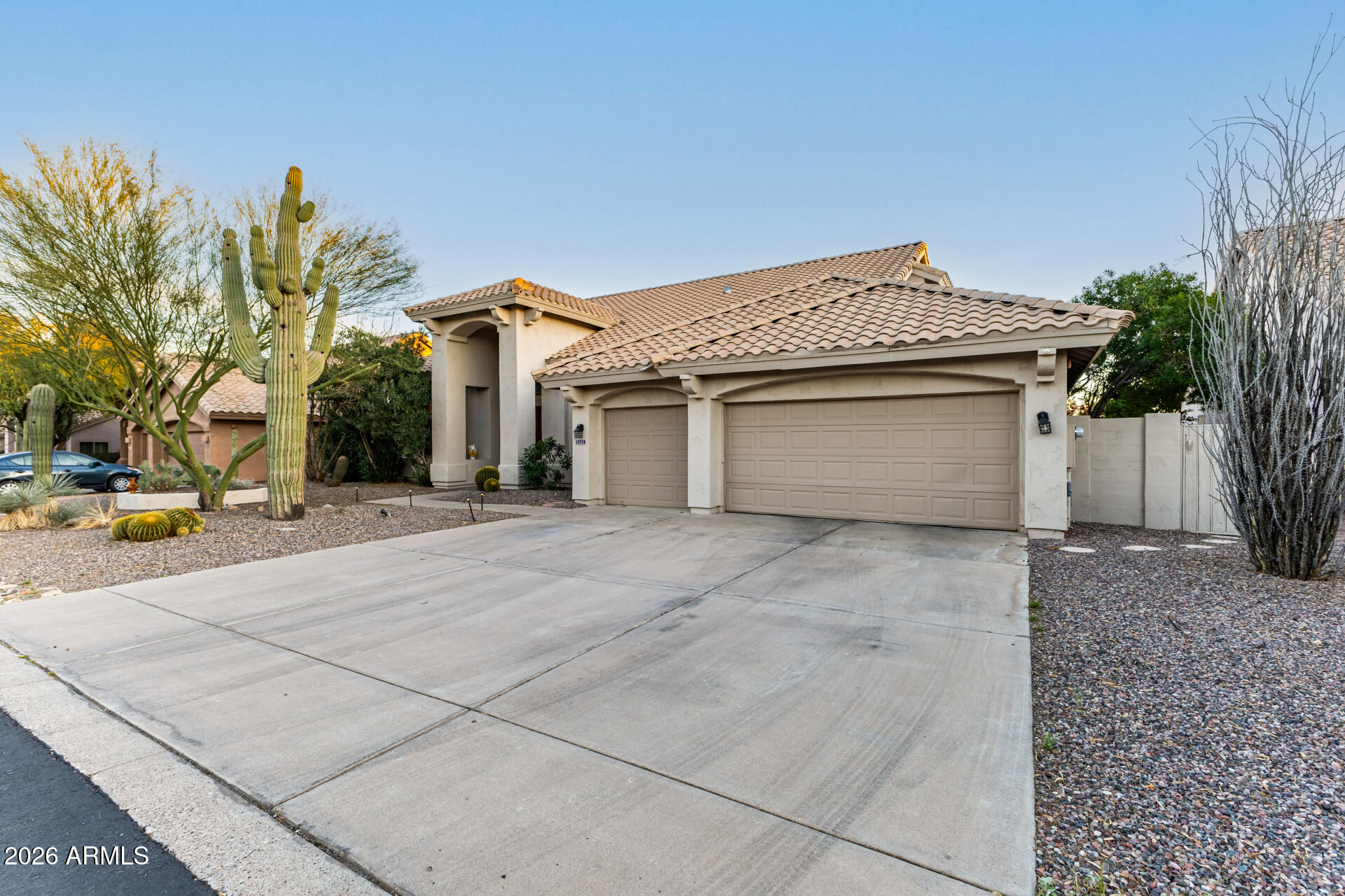 12715 E LUPINE Avenue