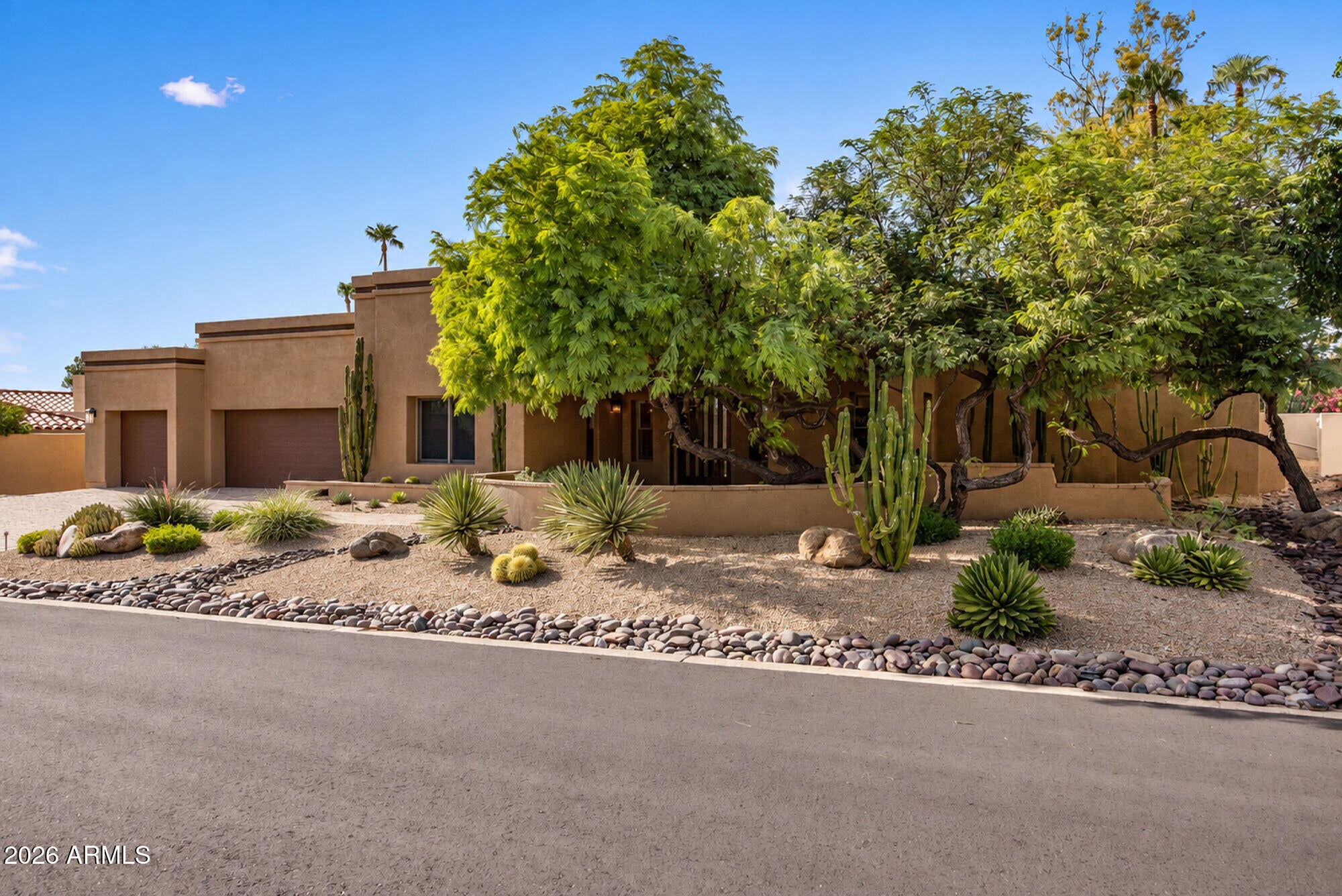 8340 E CALLE DE ALEGRIA --