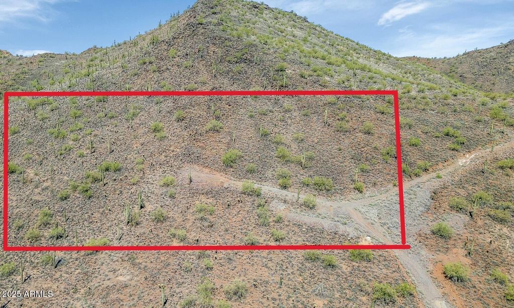 Photo of 18 W Sentinel Rock Road #2, Phoenix, AZ 85086 (MLS # 6879101)