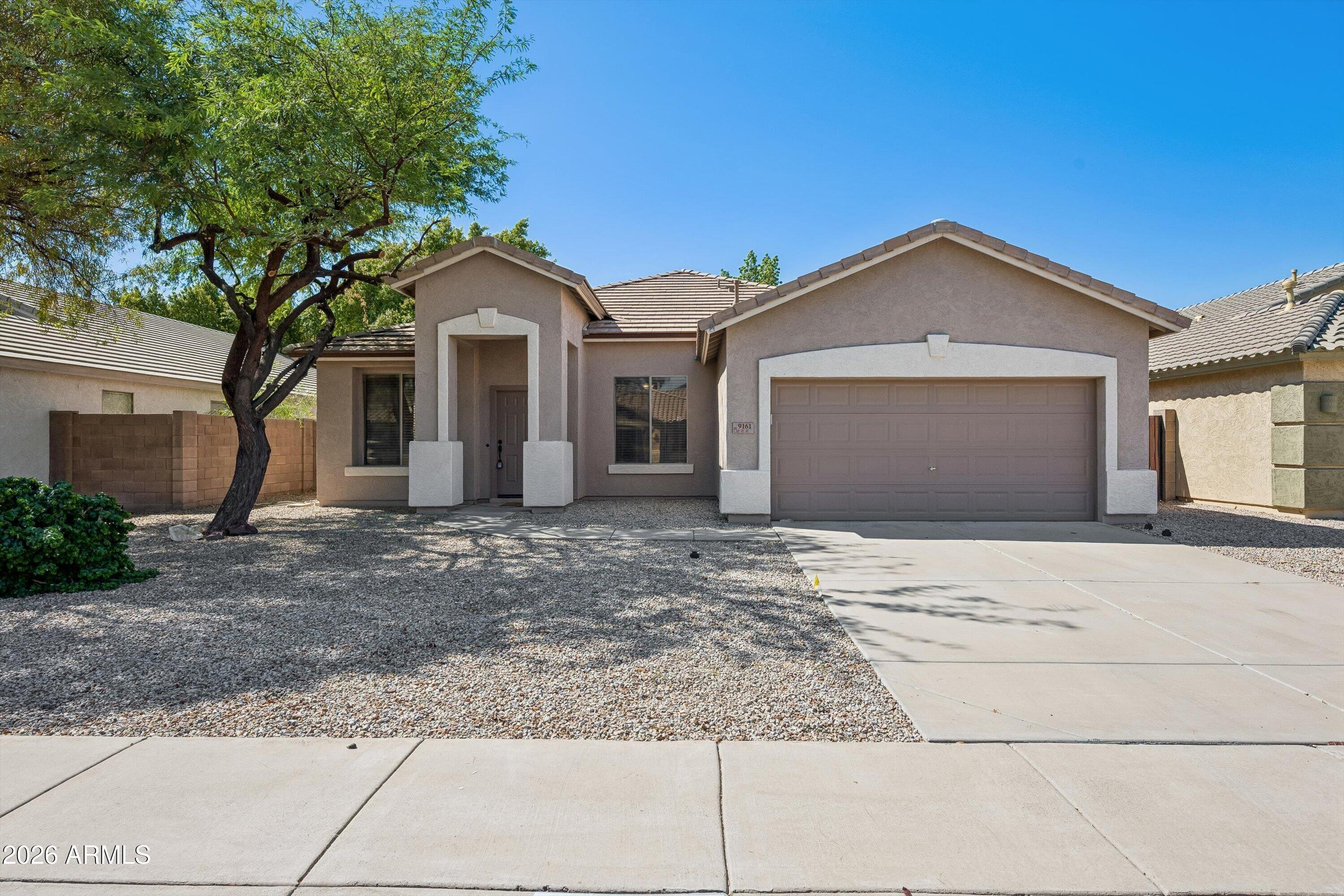 9161 W SALTER Drive