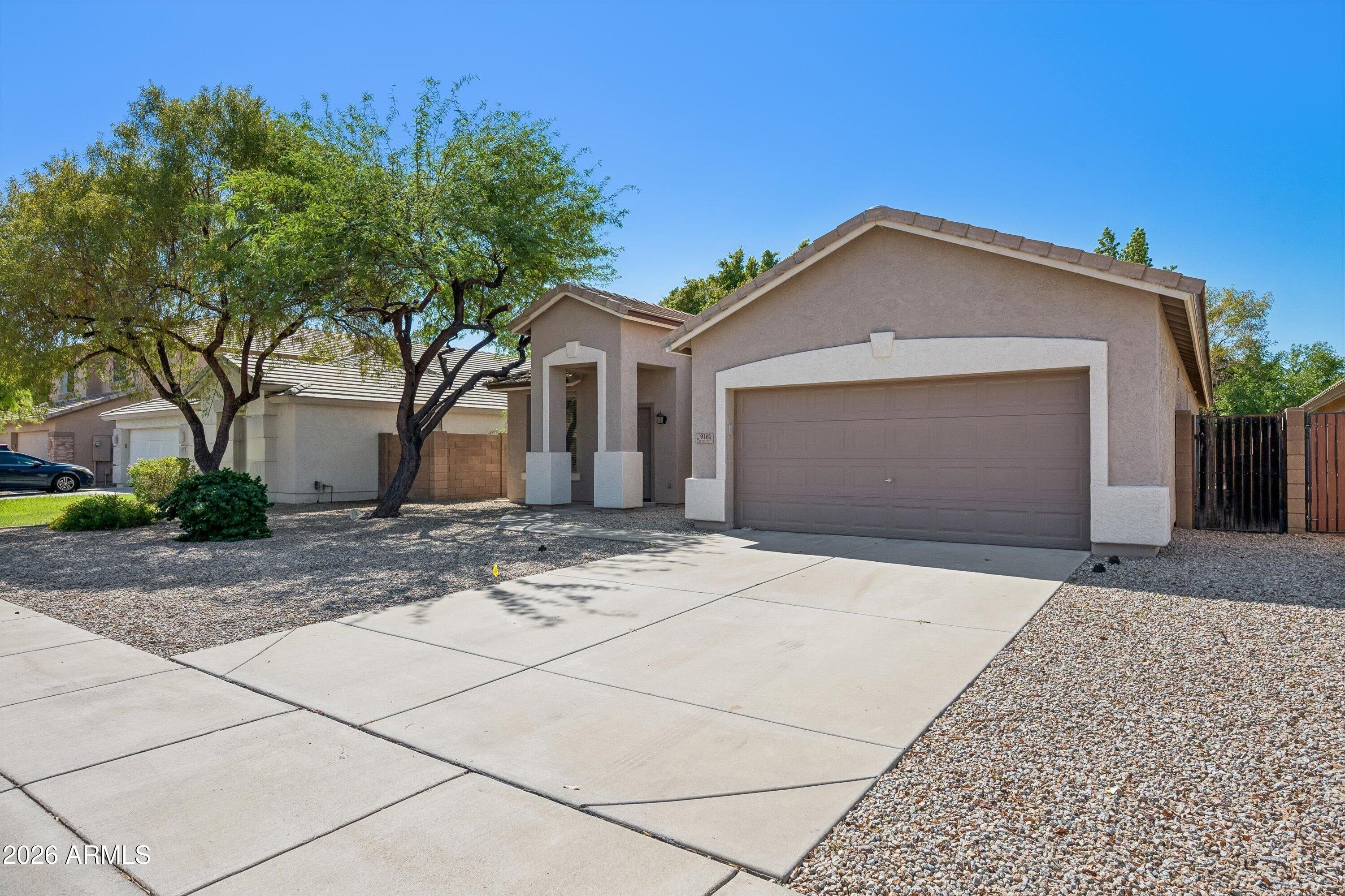 9161 W SALTER Drive