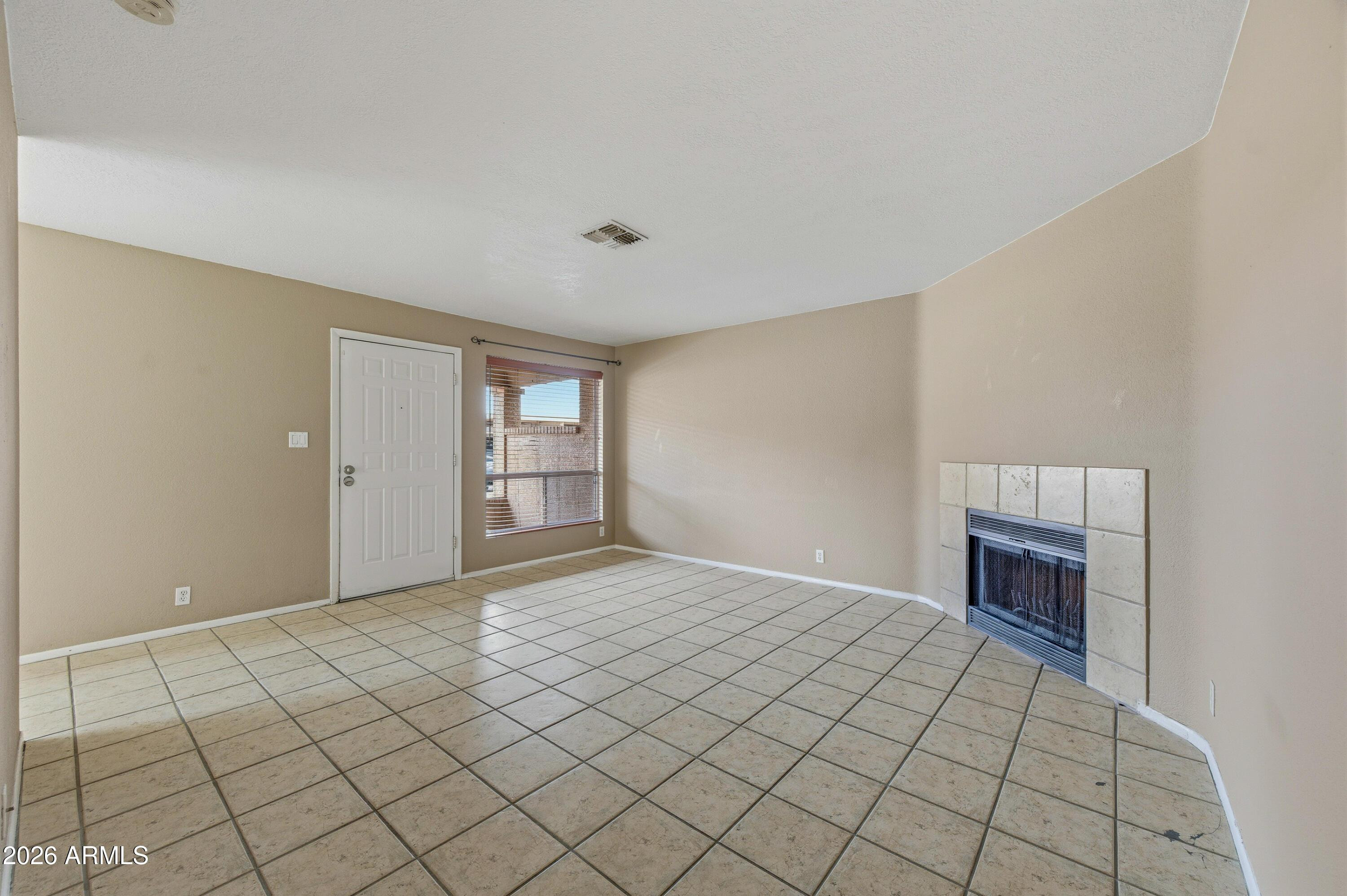 501 W Yukon Drive Unit 4