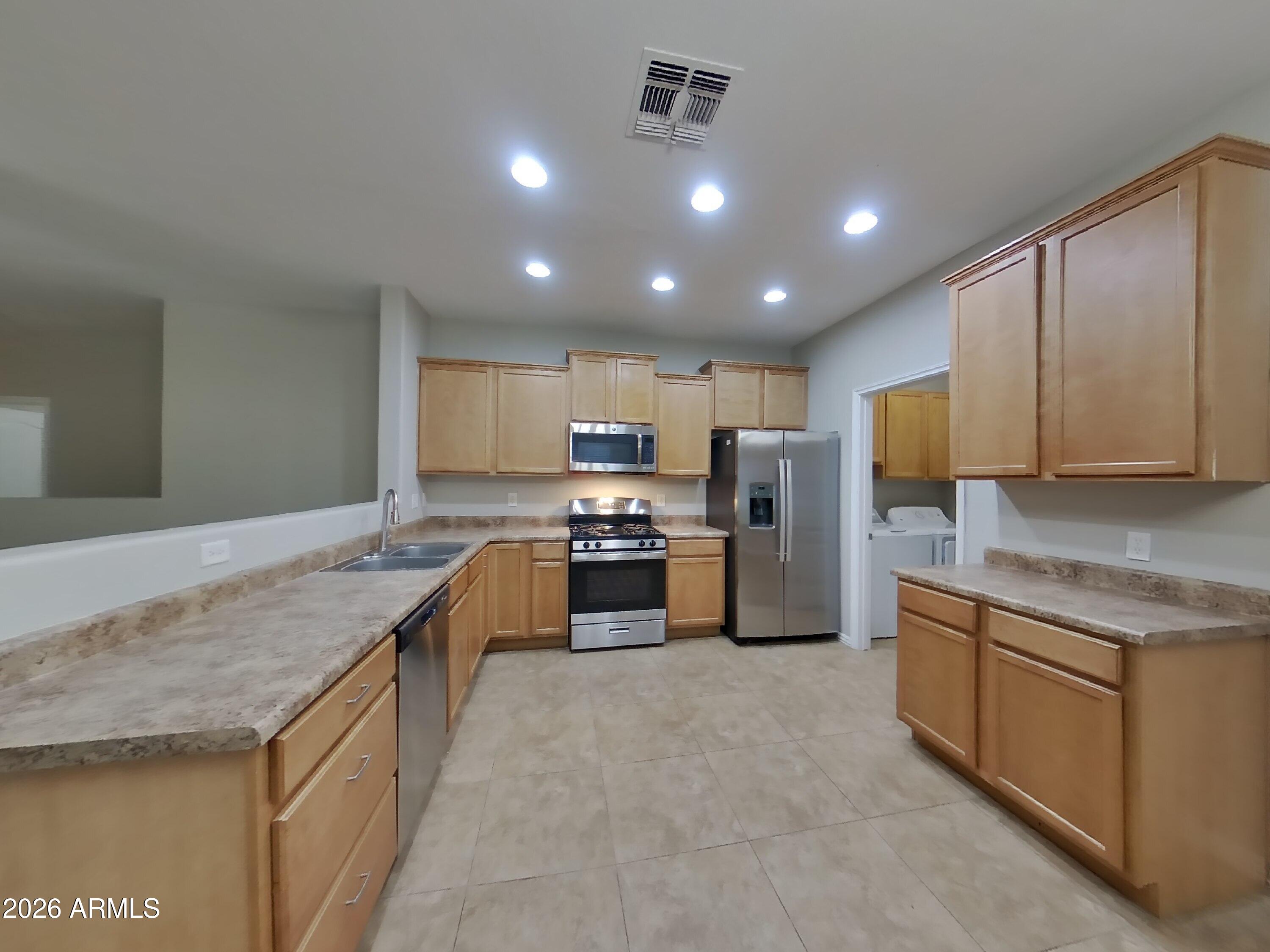 1150 E RENEGADE Trail