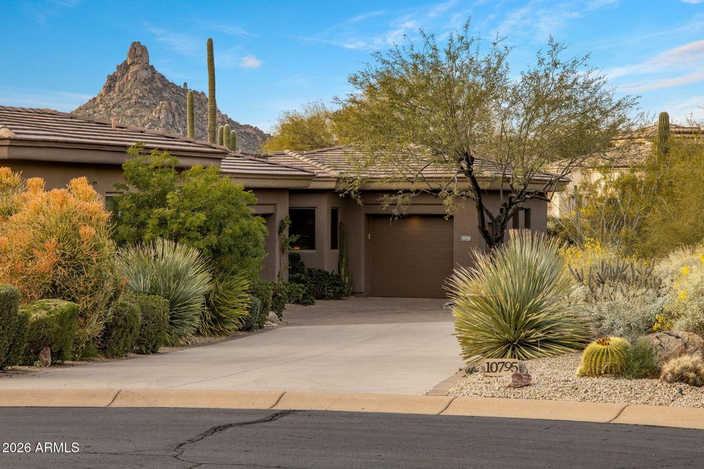 Photo of 10795 E La Junta Road, Scottsdale, AZ 85255 (MLS # 6978559)