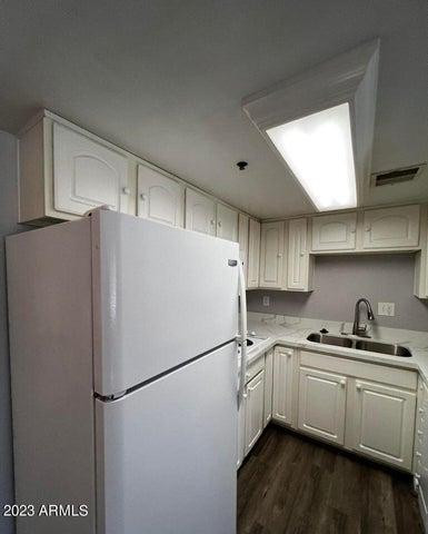 12221 W Bell Road Unit 224
