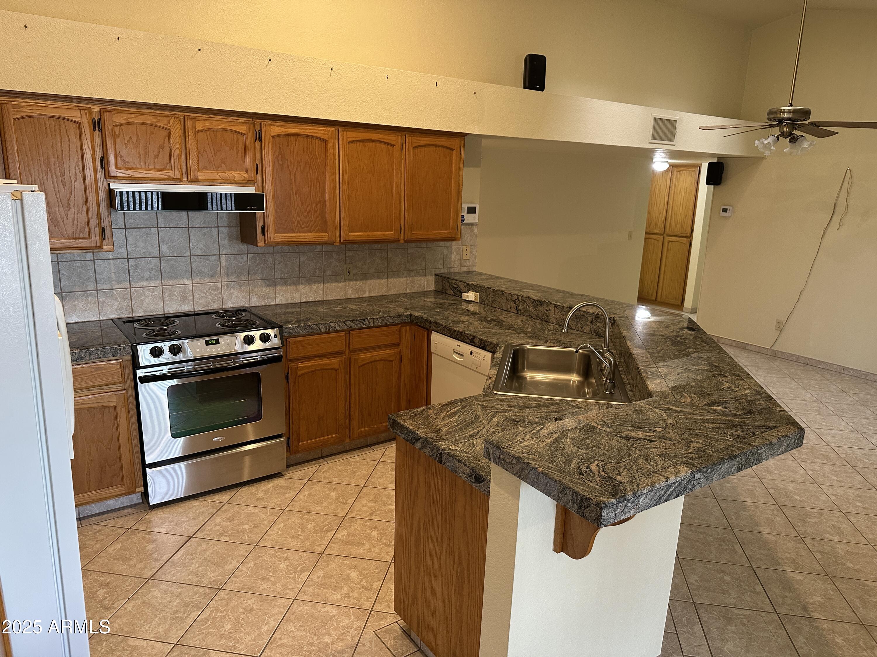 PUEBLO DEL SOL COUNTRY CLUB ESTATES 1 - Residential