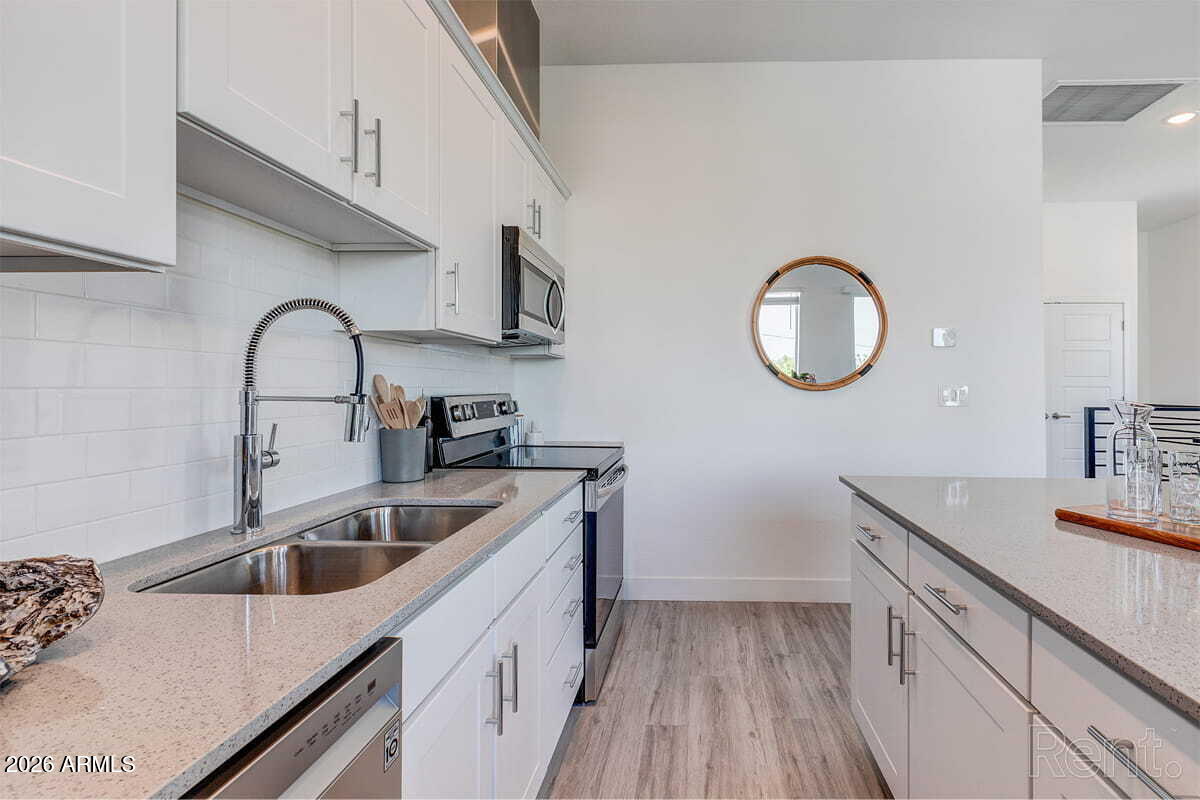 3232 N 20th Street 119