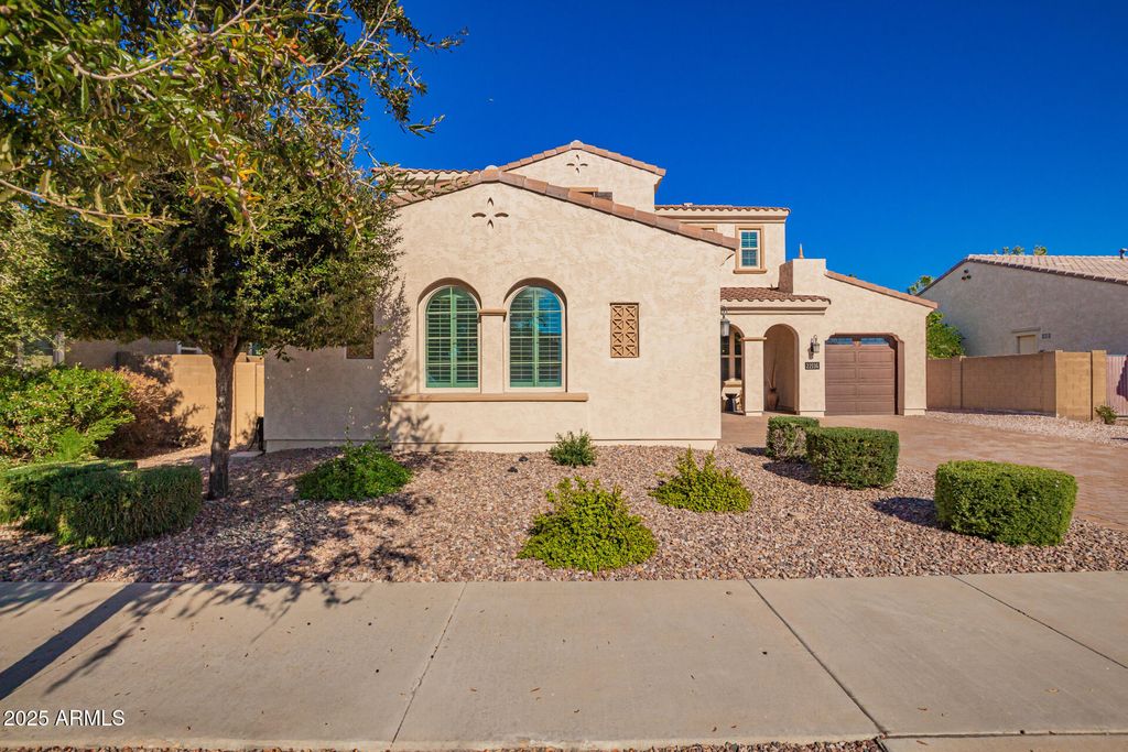 Photo of 22116 E Rosa Road, Queen Creek, AZ 85142 (MLS # 6958833)