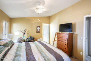 450 W SUNWEST Drive 194