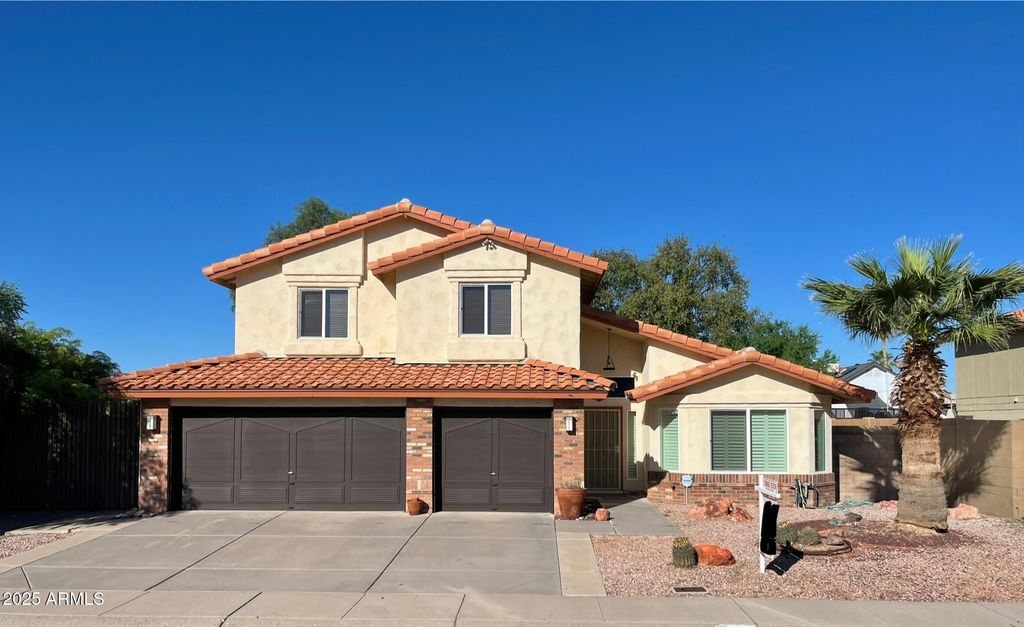 Photo of 24414 N 40th Lane, Glendale, AZ 85310 (MLS # 6923275)