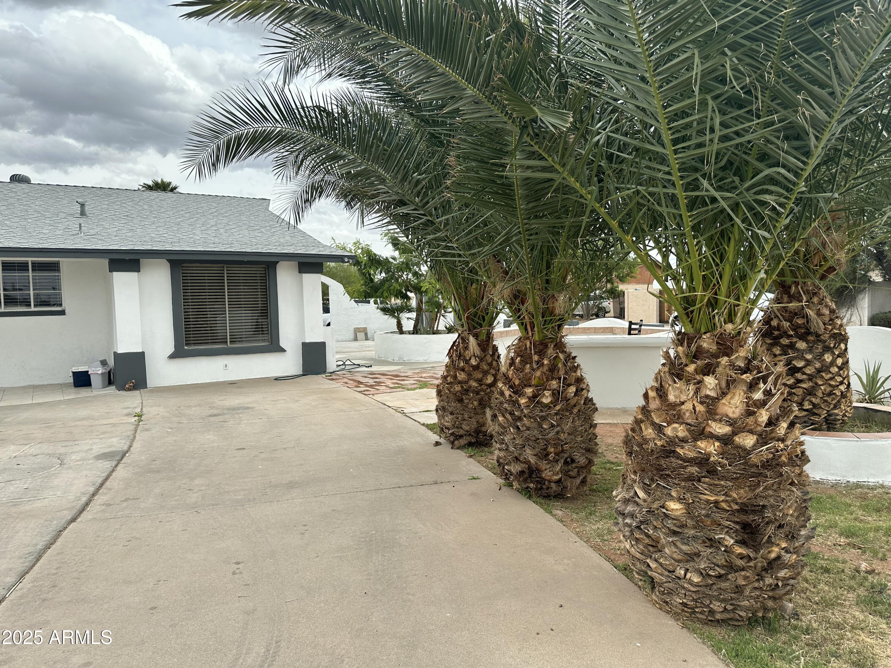 4801 N 34TH Drive