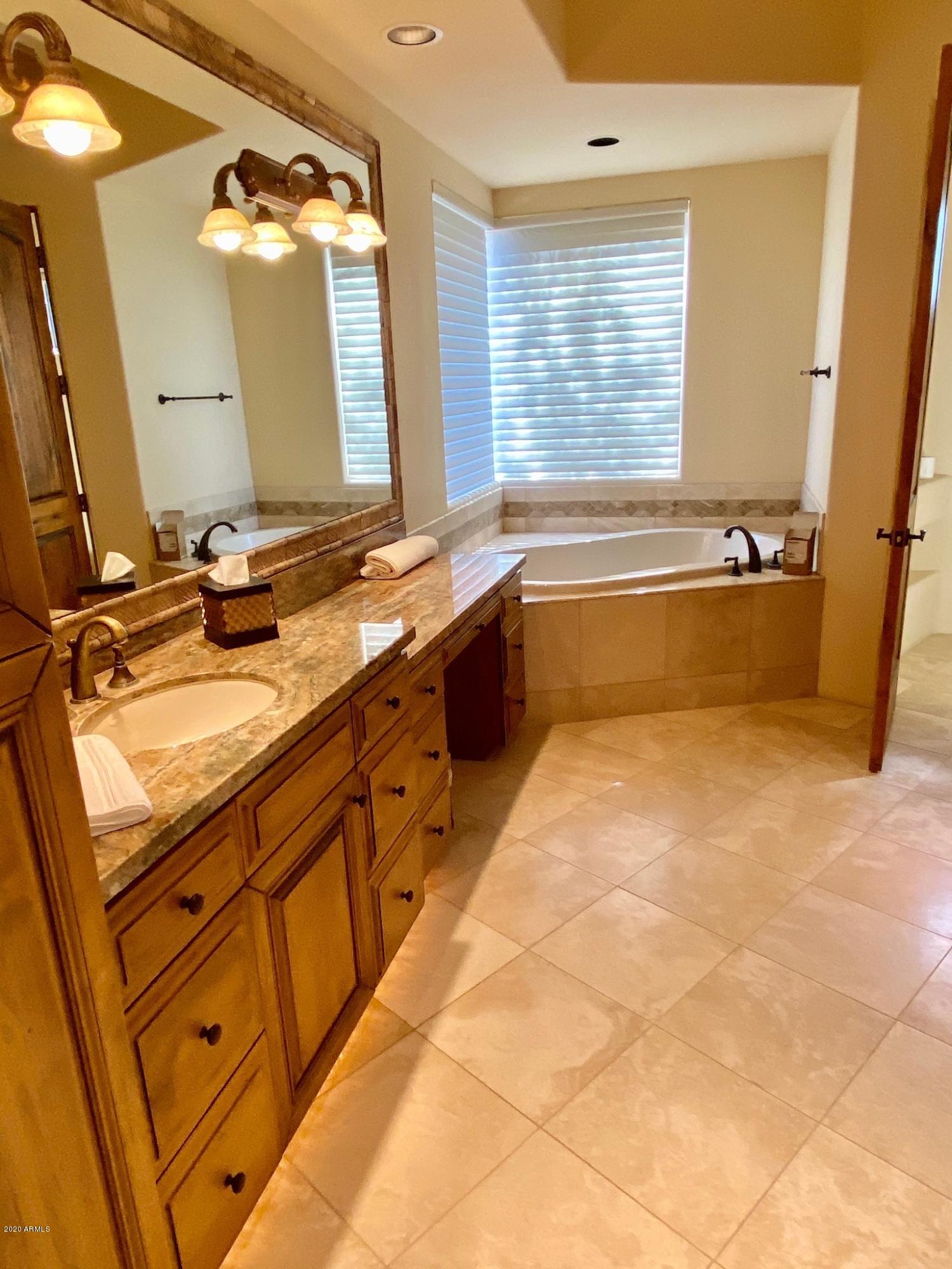 DESERT MOUNTAIN PHASE 3 UNIT 24 VILLAGE SUNSET CANYON - Residential