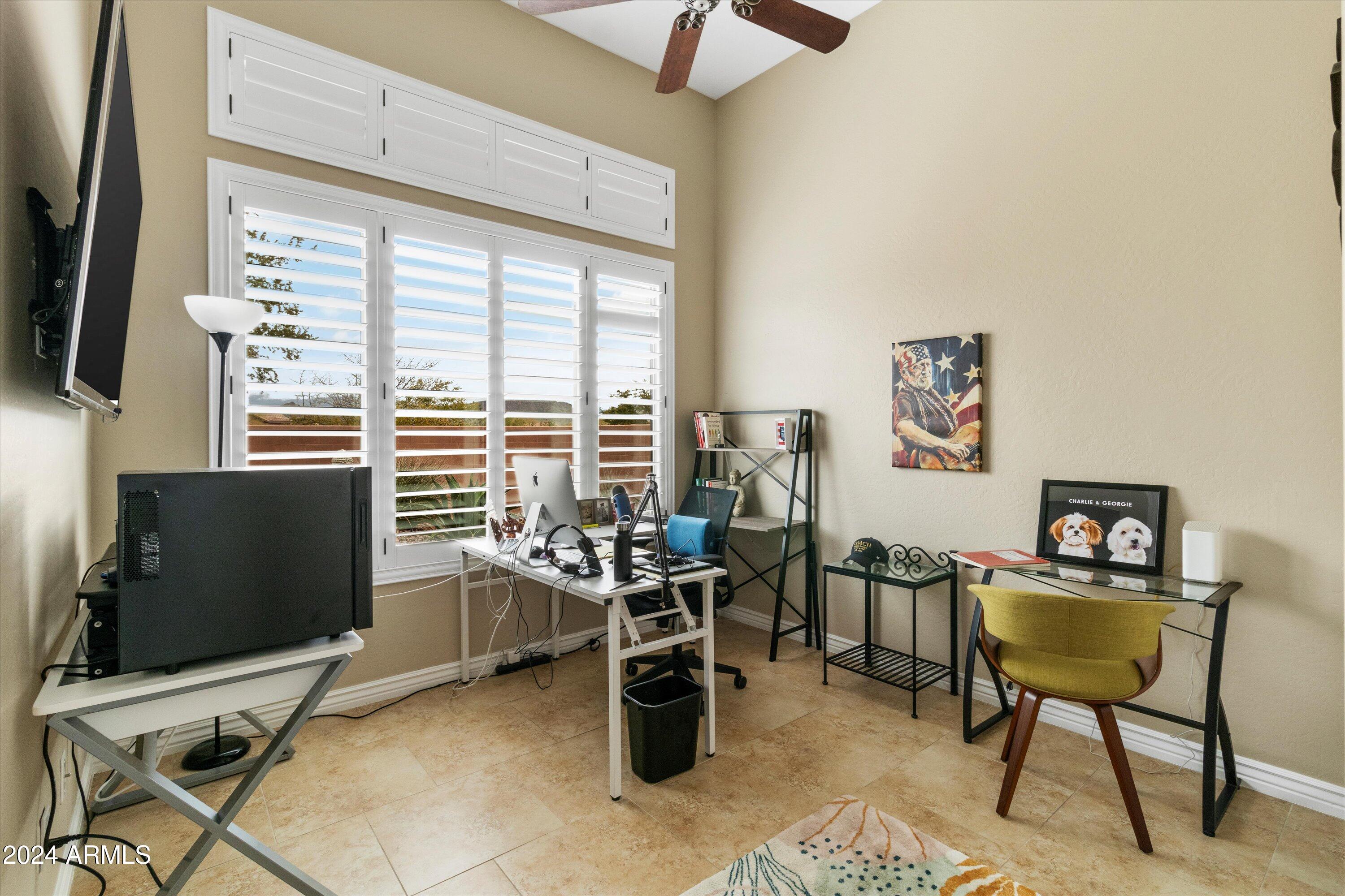 Anthem, Arizona 85086, United States, 4 Bedrooms Bedrooms, ,4 BathroomsBathrooms,Residential,Pending,24087