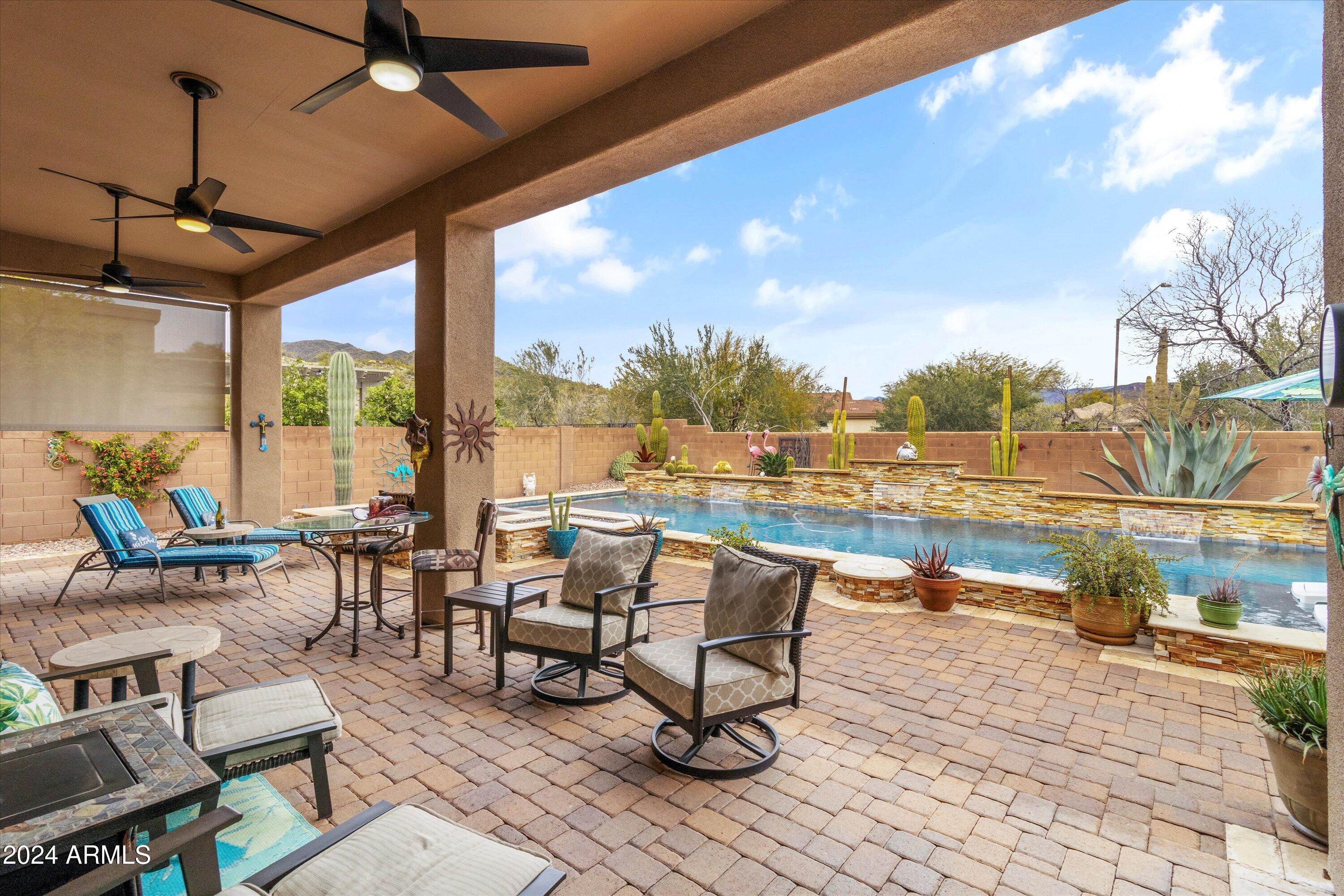 Anthem, Arizona 85086, United States, 4 Bedrooms Bedrooms, ,4 BathroomsBathrooms,Residential,Pending,24087