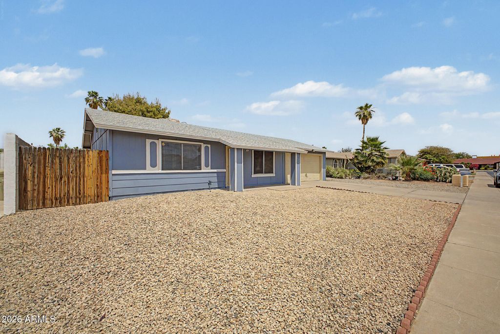 Photo of 5222 W Altadena Avenue, Glendale, AZ 85304 (MLS # 7018212)