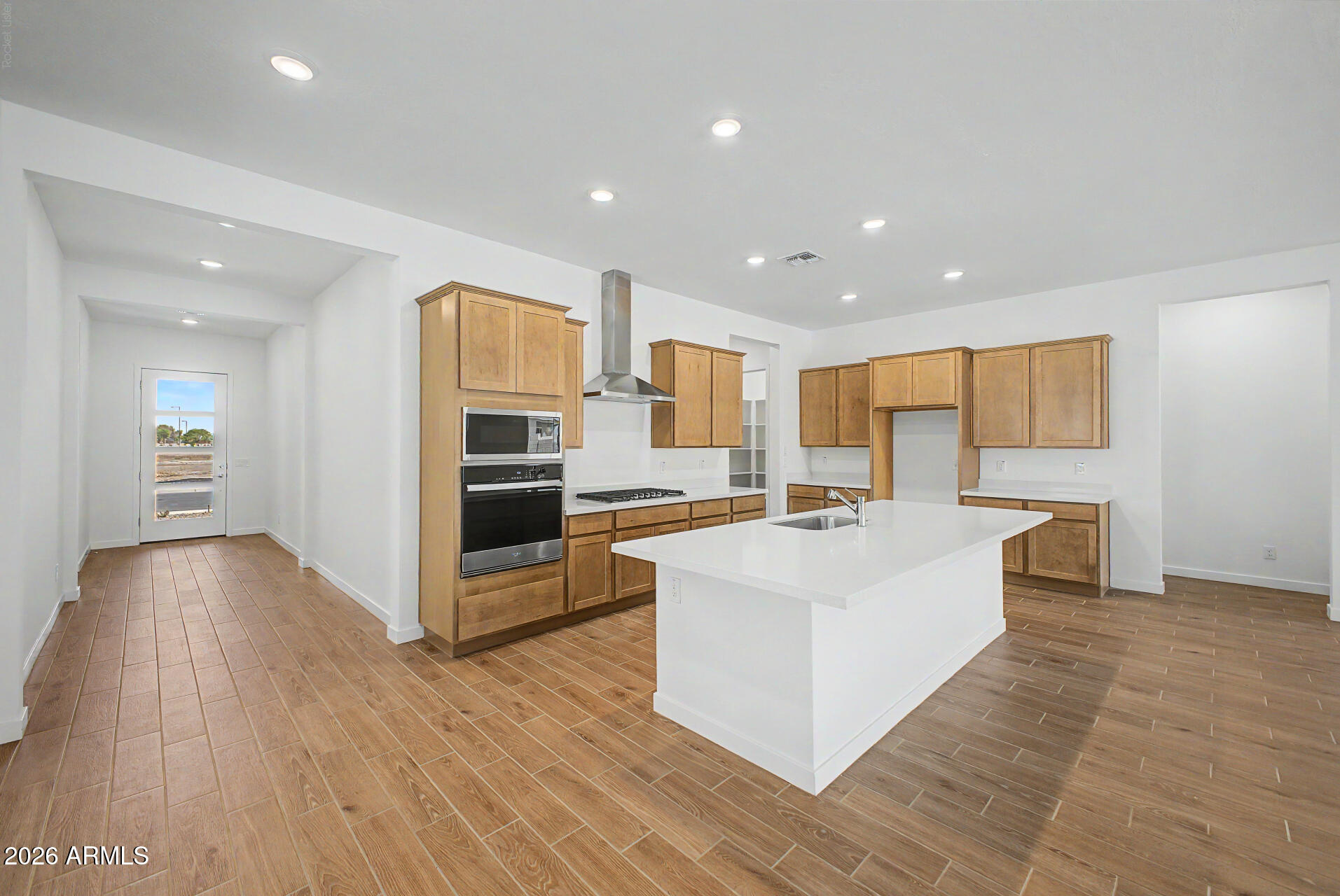 340 W FLOYD Drive