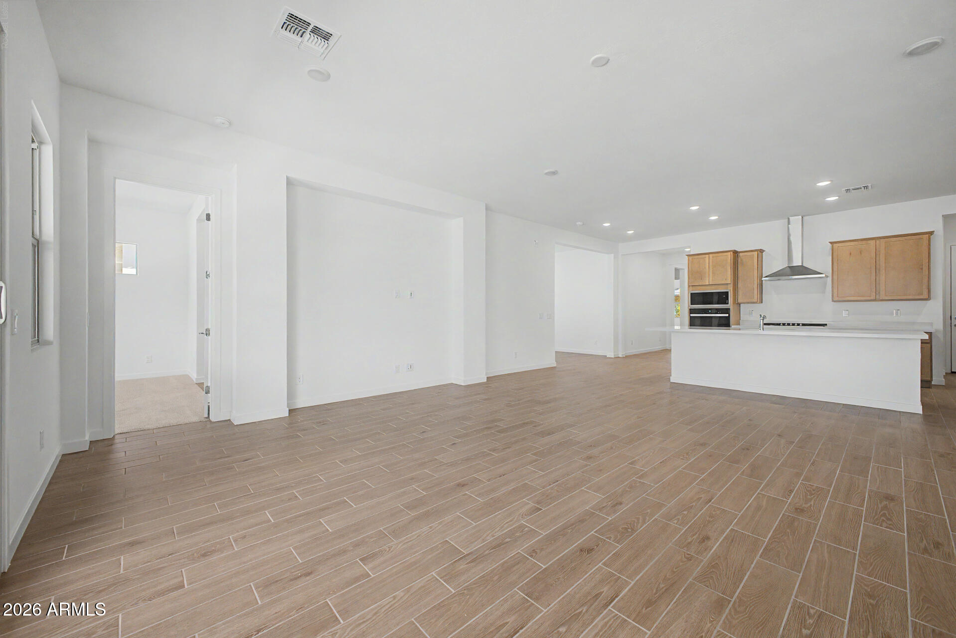340 W FLOYD Drive
