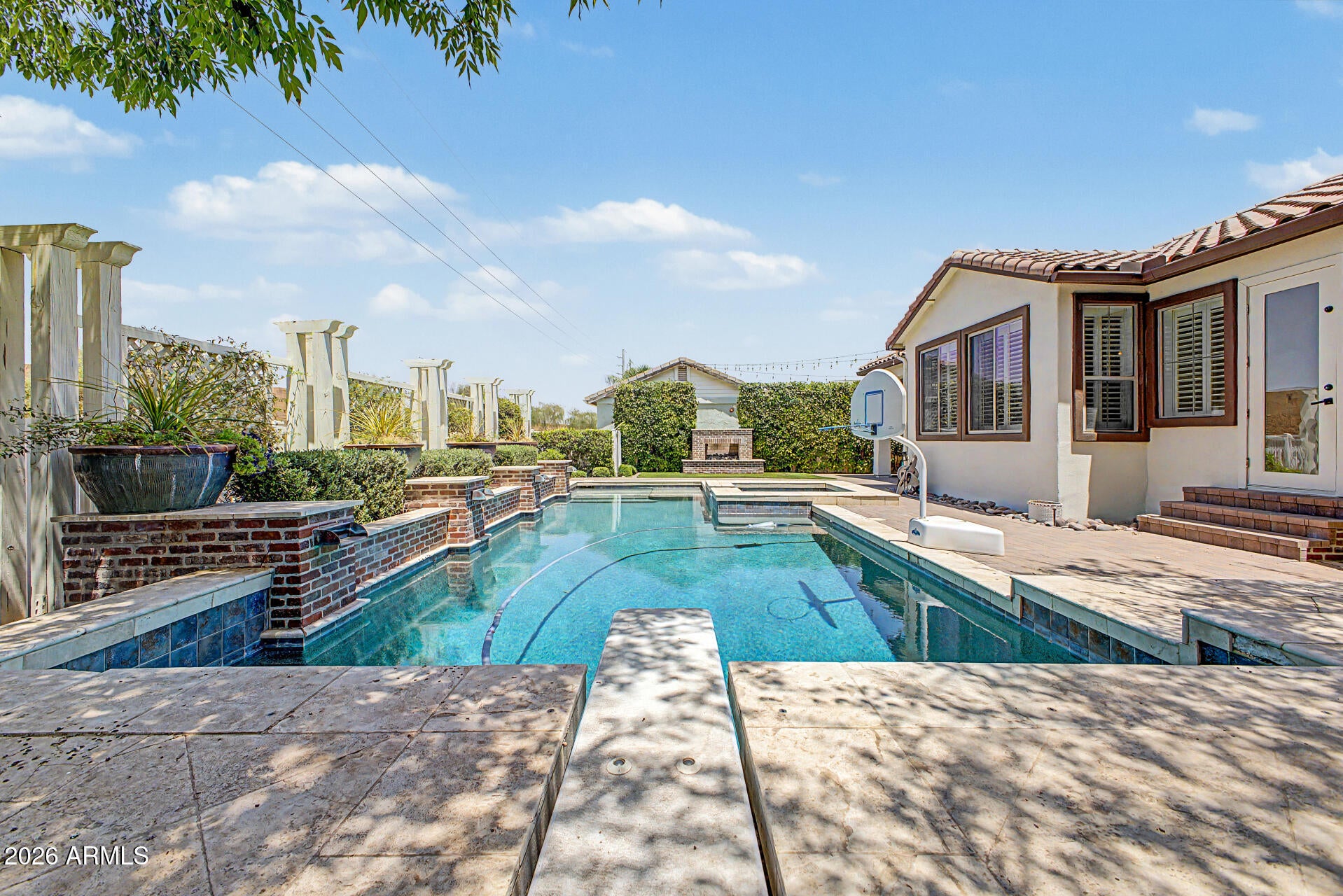 2850 E CAMELLIA Drive