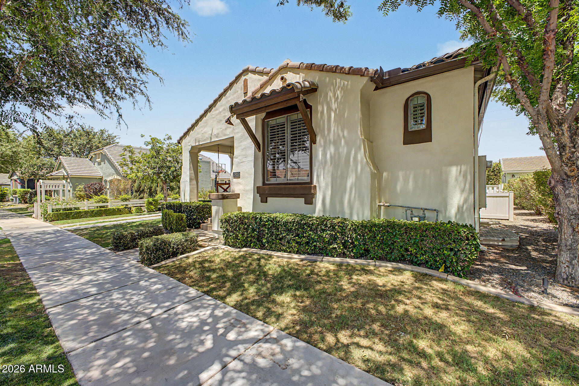 2850 E CAMELLIA Drive