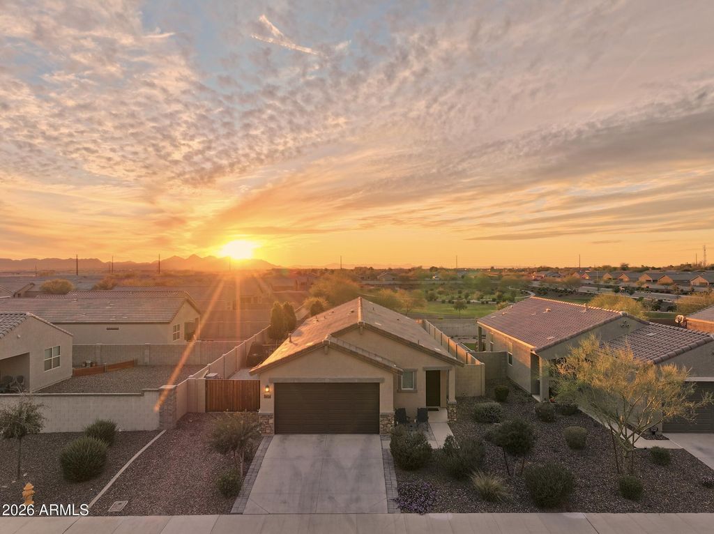 Photo of 36934 N Sidewinder Drive, San Tan Valley, AZ 85140 (MLS # 6989283)