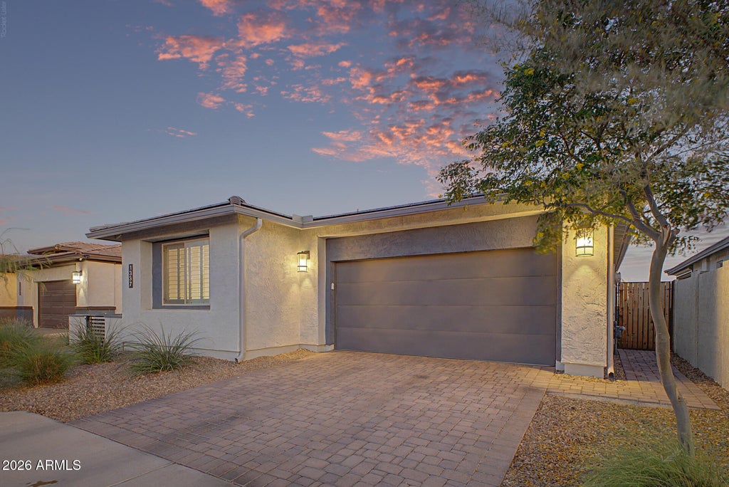 Photo of 1337 W Camina Buena Vista Vis, San Tan Valley, AZ 85140 (MLS # 7074087)