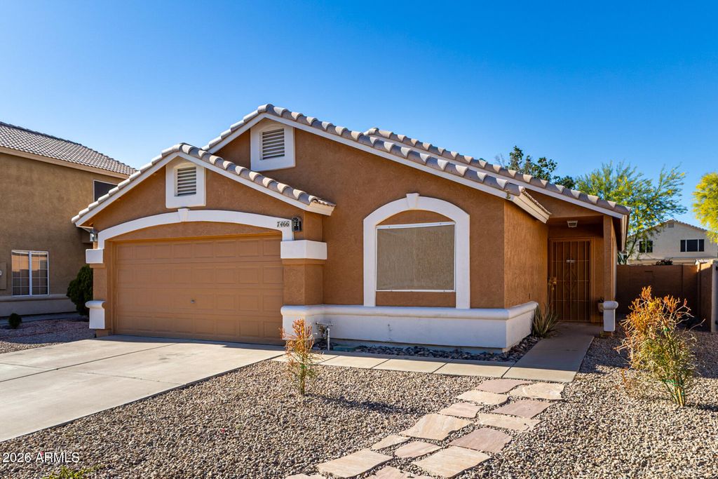 Photo of 7466 E Nido Avenue, Mesa, AZ 85209 (MLS # 7002122)