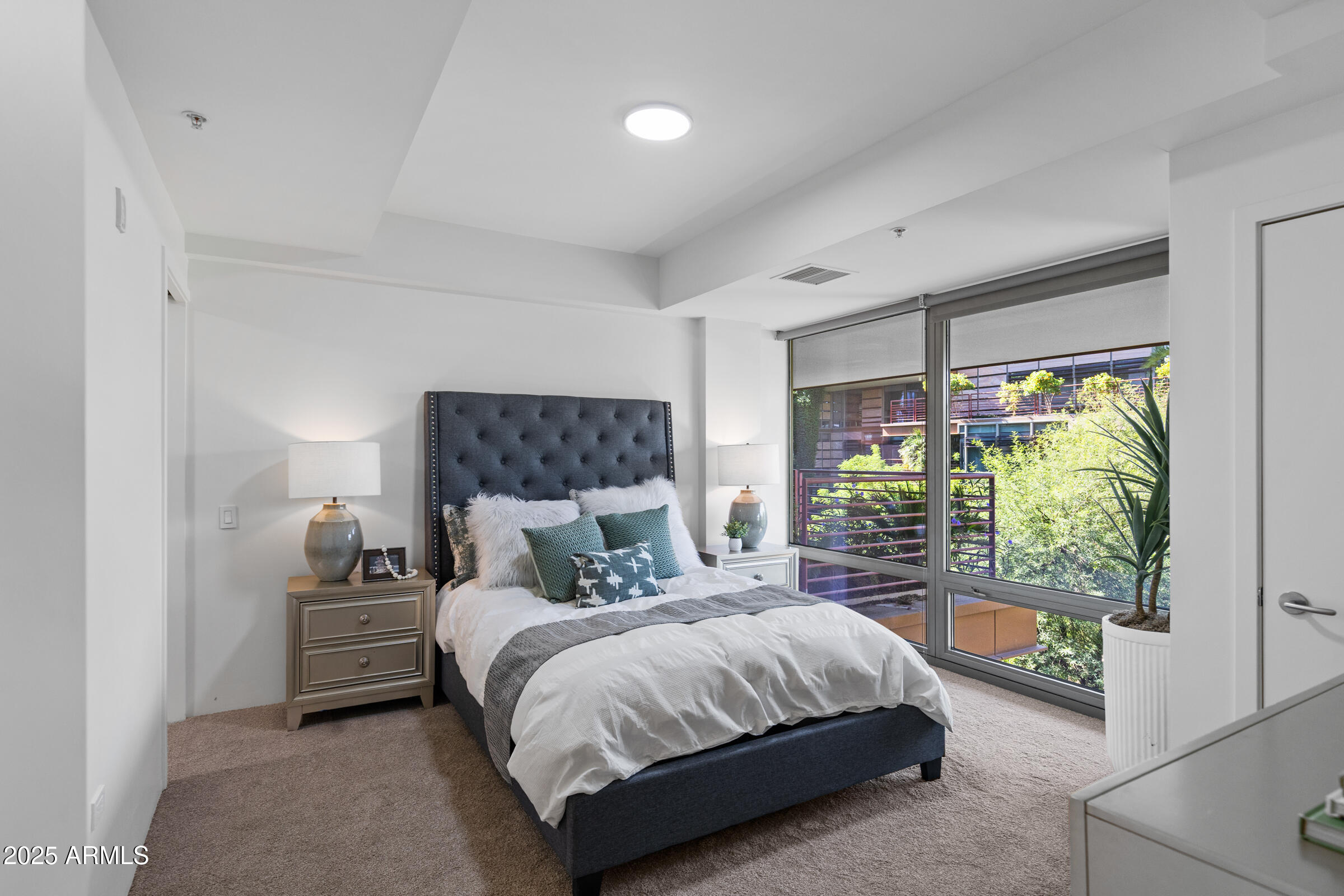 7131 E Rancho Vista Drive 4007