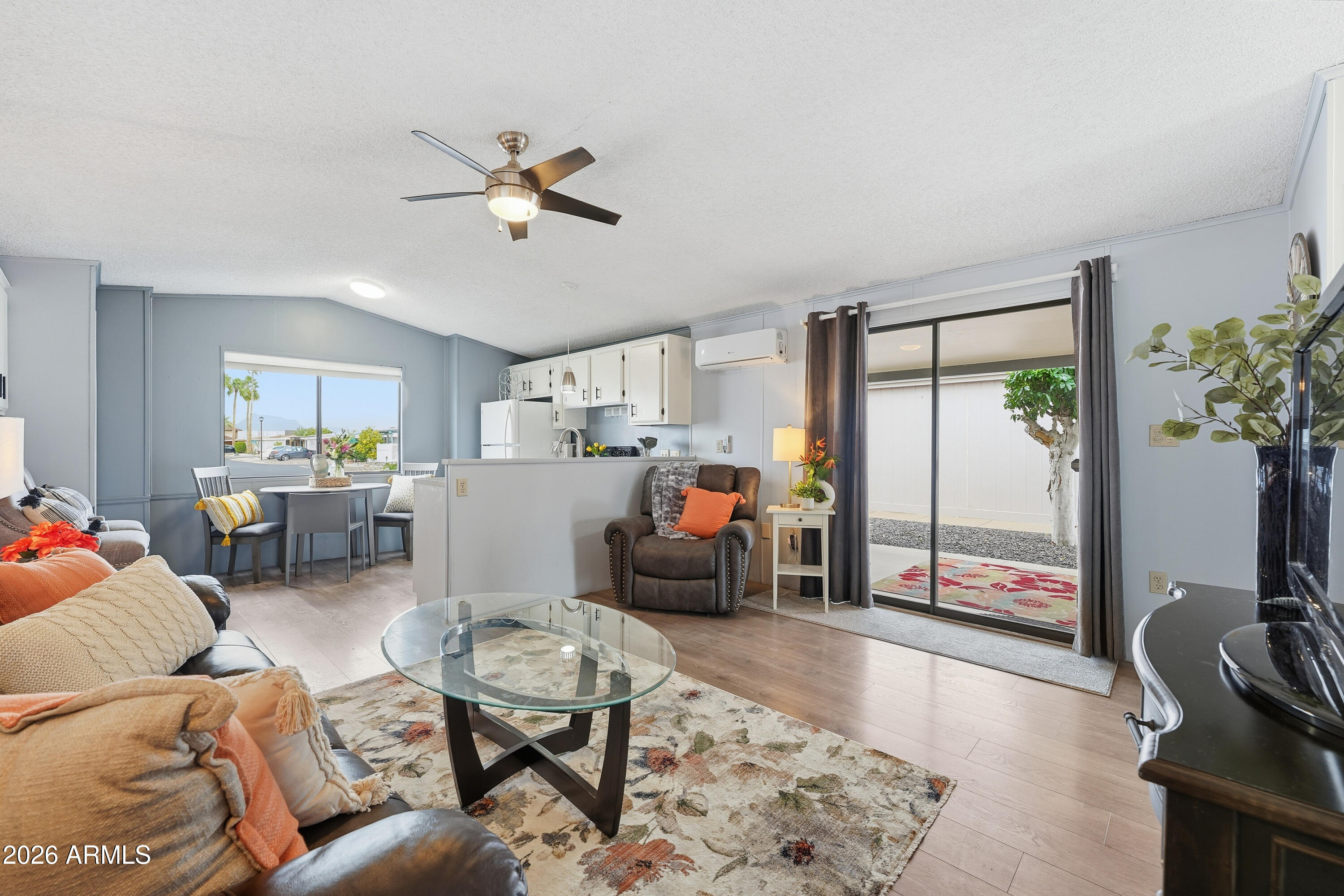 5735 E McDowell Road 63