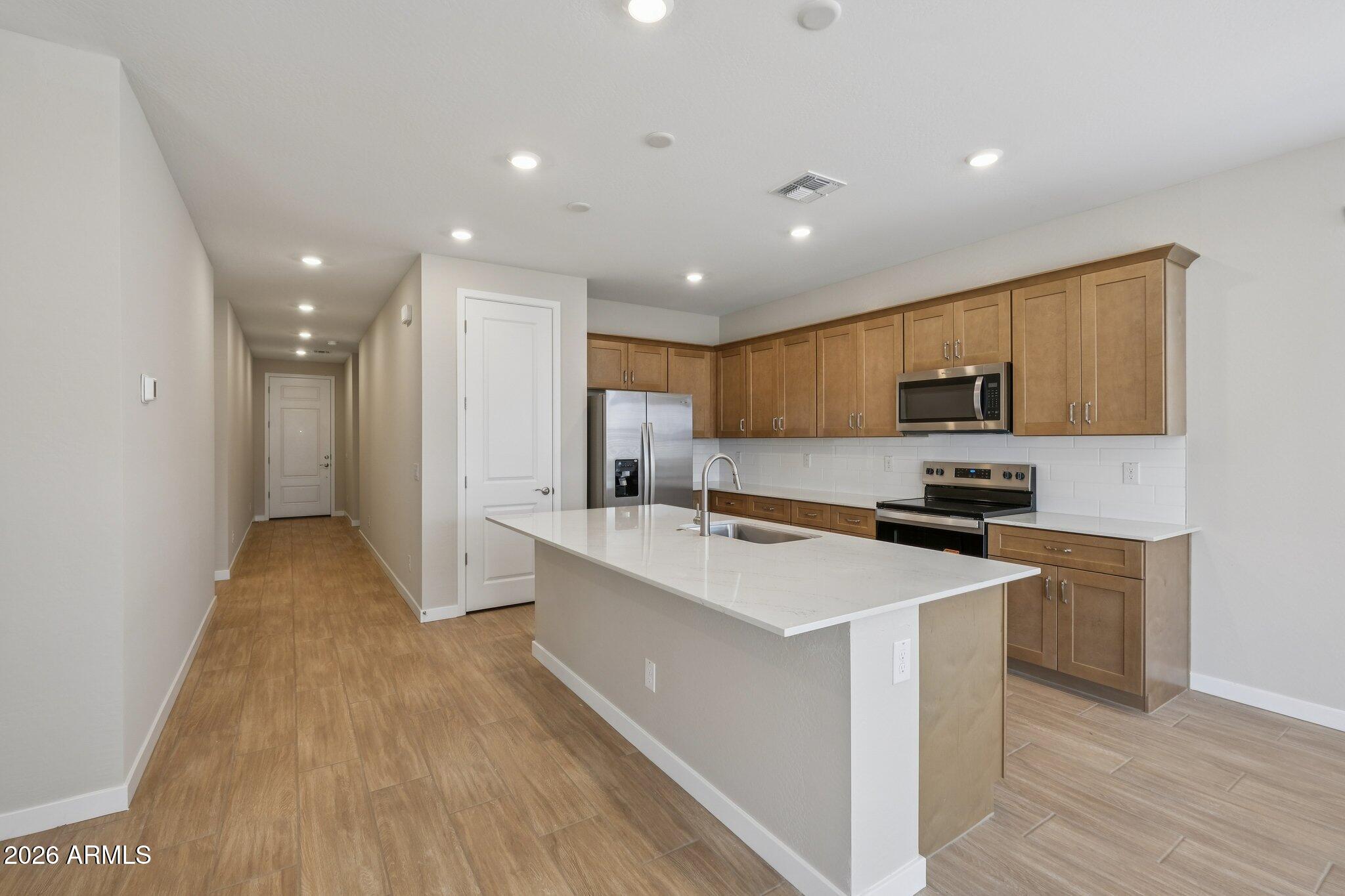 24177 W ATLANTIS Way