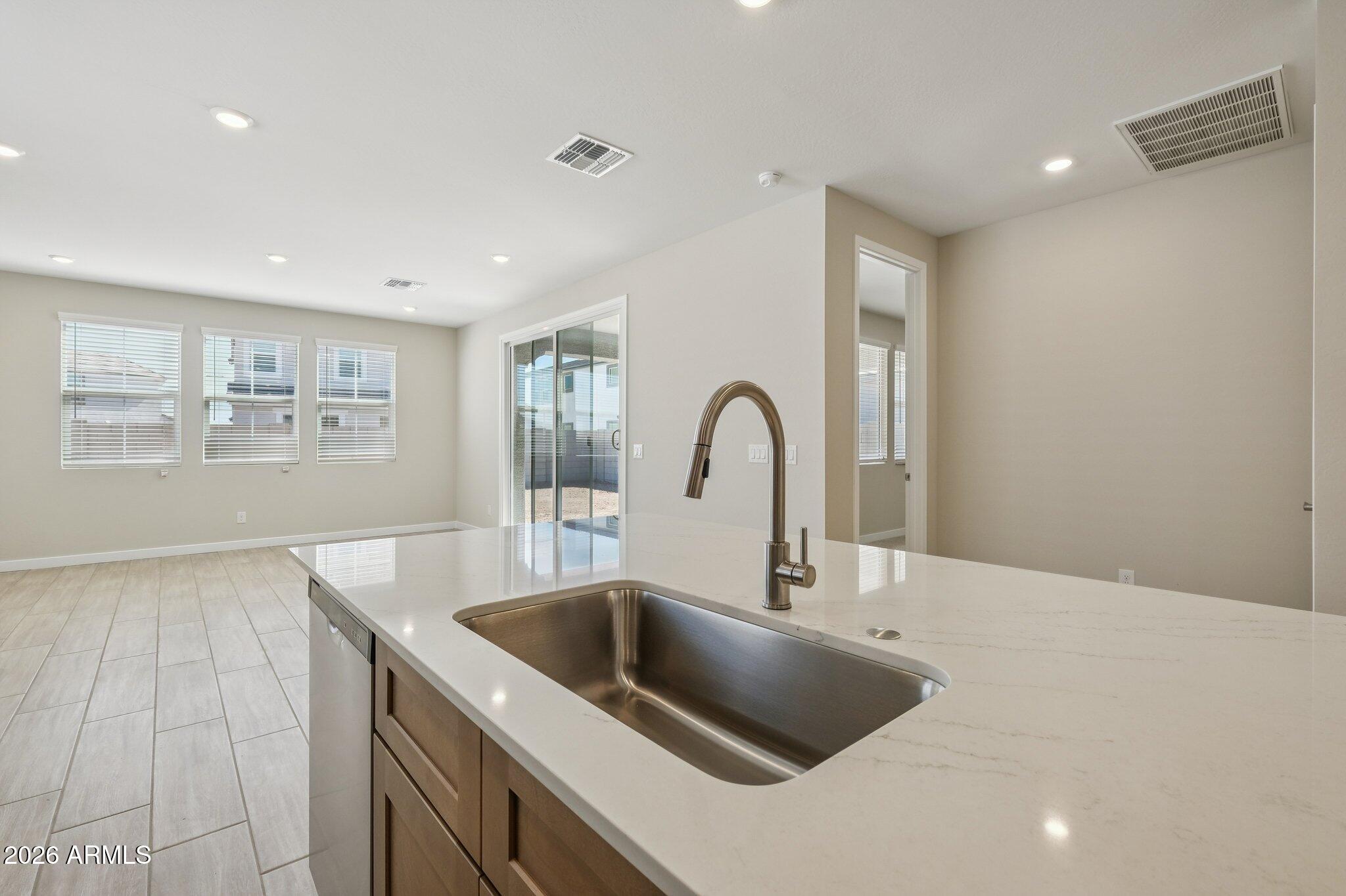 24177 W ATLANTIS Way