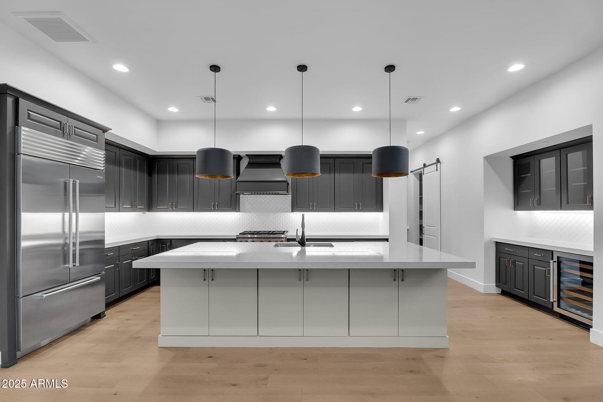 3918 E CRITTENDEN Lane