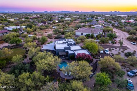 A home in Cave Creek