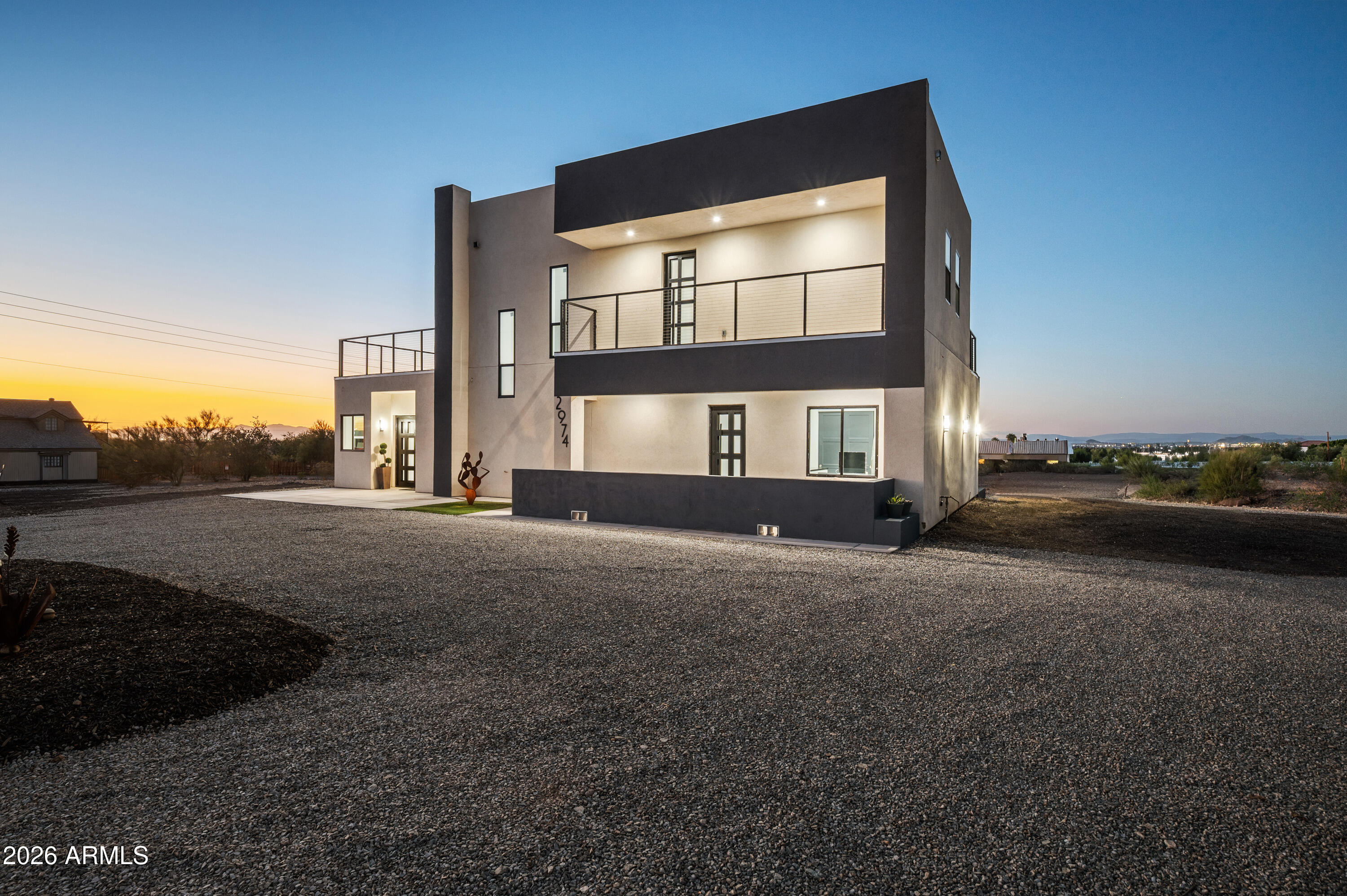 2974 W Sunrise Drive