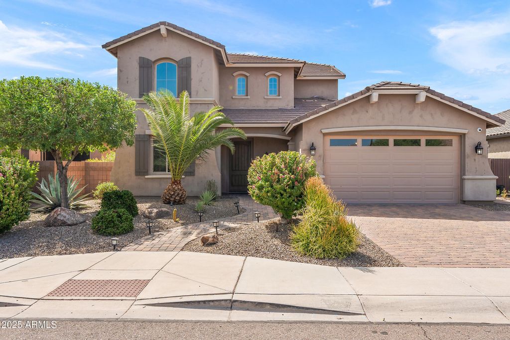 Photo of 6181 S Fresno Street, Chandler, AZ 85249 (MLS # 6976631)