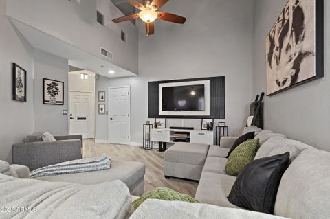 Photo of 1070 E Sunburst Lane, Tempe, AZ 85284 (MLS # 6944064)