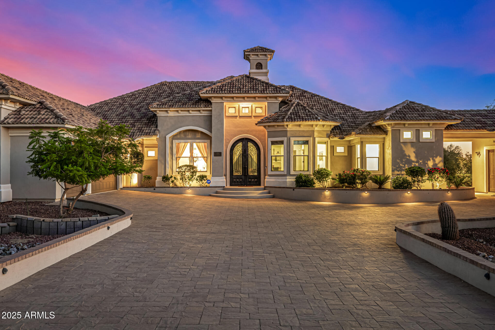 9339 W PASEO VERDE Drive