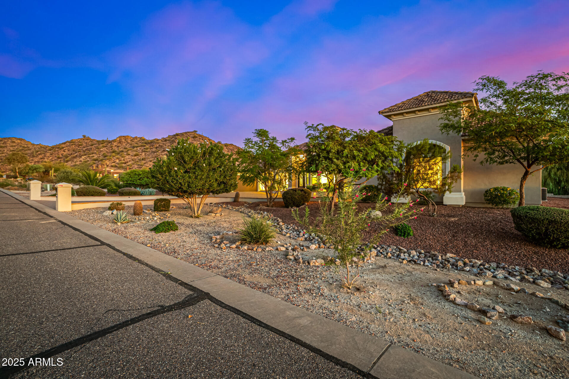 9339 W PASEO VERDE Drive